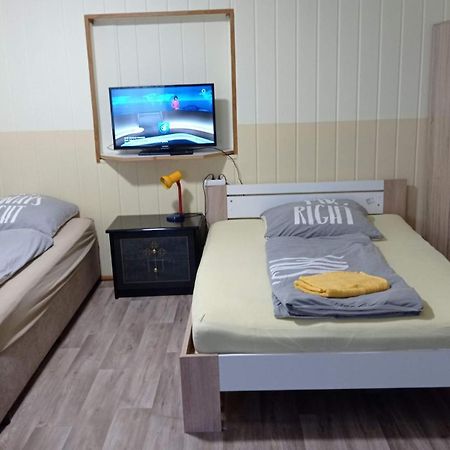 Gaestezimmer Sommer Locktow Екстериор снимка